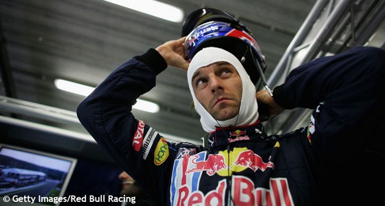 Mark-Webber-entre-reprimande-et-soucis-mecaniques