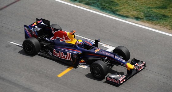 EP-La-Red-Bull-Renault-RB6-debutera-a-Jerez