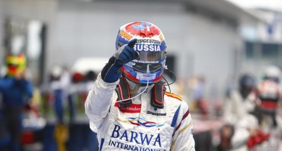 Interview-de-Vitaly-Petrov-2e-pilote-Renault-F1