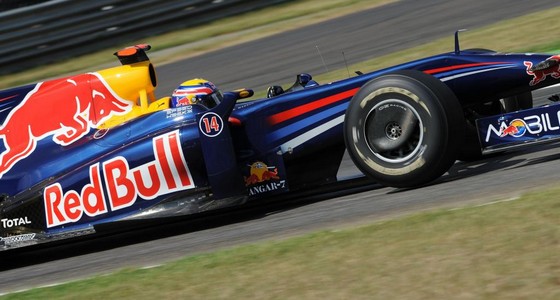 Mark-Webber-fera-debuter-la-RB6-Renault