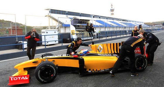 La-pluie-perturbe-le-programme-de-Renault-F1