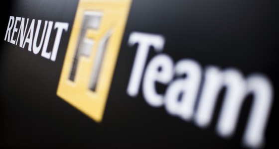 Renault-F1-Team-s-rsquo-engage-avec-ldquo-Make-Roads-Safe-rdquo