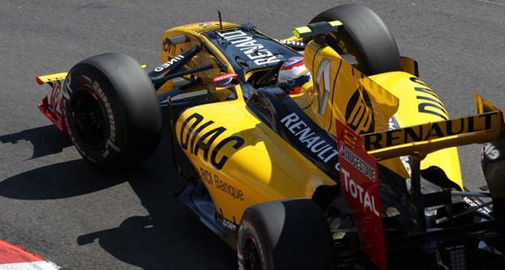 Renault-confirme-pouvoir-motoriser-trois-equipes-en-2011