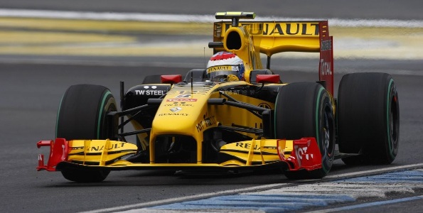 Un-nouvel-aileron-arriere-pour-la-Renault-R30