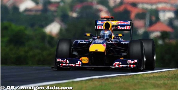 Red-Bull-Renault-large-dominateur-Renault-dans-le-coup