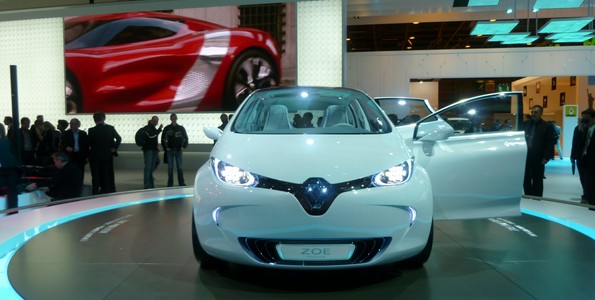 Mondial-de-l-Automobile-2010-Le-stand-Renault-Photos