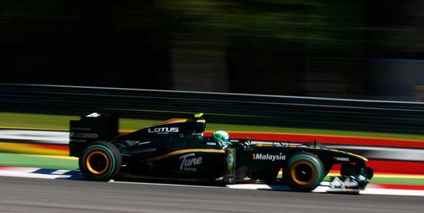 Lotus-avec-la-version-2011-de-la-boite-de-vitesse-Red-Bull