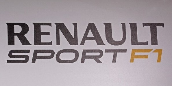 Renault-Sport-F1-celebre-son-titre-et-devoile-son-nouveau-logo