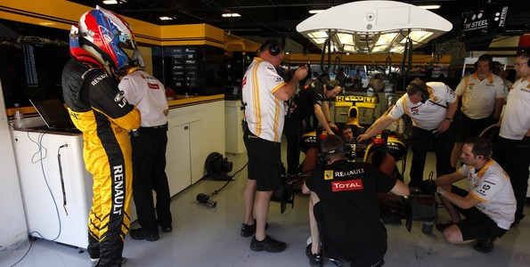 Lotus-Renault-GP-mise-sur-la-stabilite-pour-2011