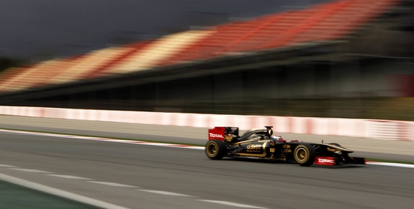 Lotus-Renault-GP-La-R31-de-plus-en-plus-fiable