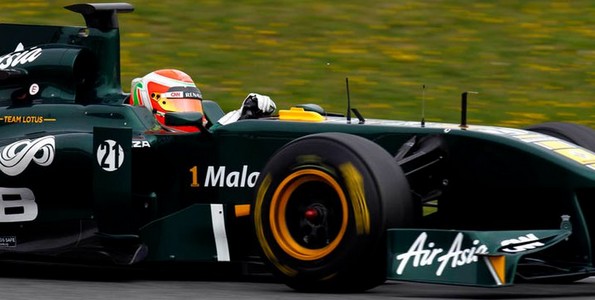 Une-journee-en-deux-temps-pour-Team-Lotus-Renault