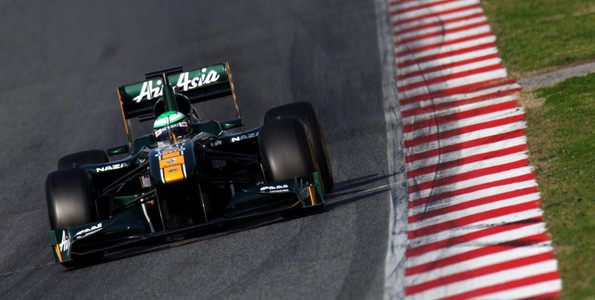 Team-Lotus-Renault-2011-le-debut-d-une-nouvelle-etape