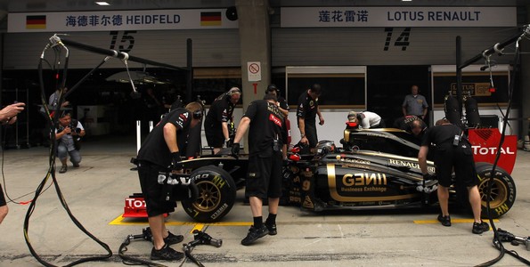 Lotus-Renault-GP-signe-avec-la-ville-d-rsquo-Ordos