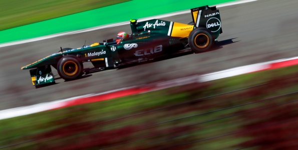 Le-Team-Lotus-Renault-regarde-maintenant-vers-Barcelone