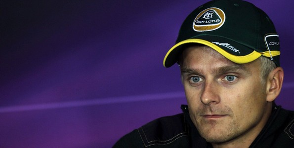 Heikki-Kovalainen-pilotera-une-Team-Lotus-Renault-en-2012