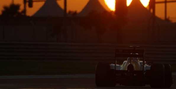 La-course-classique-pour-le-Team-Lotus-Renault