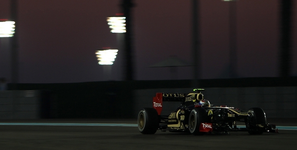 Vitaly-Petrov-et-Bruno-Senna-quittent-Abu-Dhabi-frustres