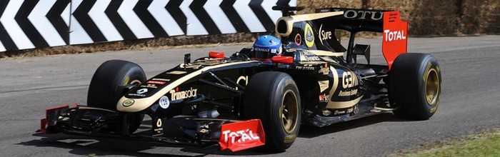 Nicolas-Prost-aux-journees-tests-jeunes-avec-Lotus-Renault