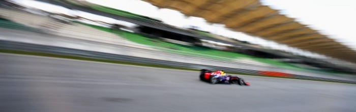 Sebastian-Vettel-et-Red-Bull-remercient-la-pluie