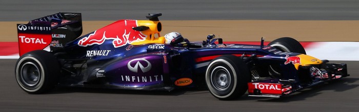 2014-Infiniti-avec-Red-Bull-Renault-avec-Lotus