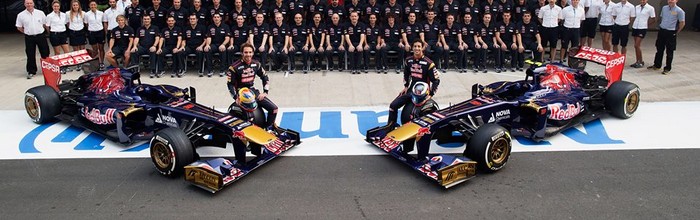 Toro-Rosso-Renault-assemble-son-premier-chassis