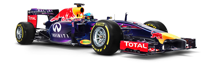 La-Red-Bull-RB10-sort-de-l-ombre