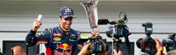 Une-troisieme-victoire-qui-donne-des-idees-de-titre-a-Ricciardo