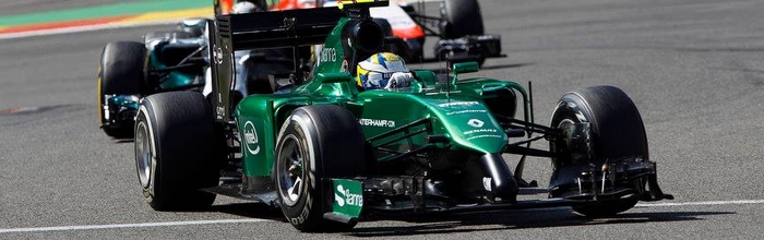 Monza-Caterham-Renault-avec-Kamui-Kobayashi-et-Marcus-Ericsson