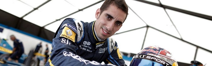 Sebastien-Buemi-rempile-avec-Red-Bull-Renault-pour-2015