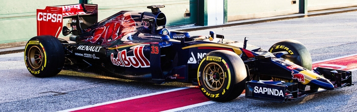 Bienvenue-a-la-Toro-Rosso-Renault-STR10