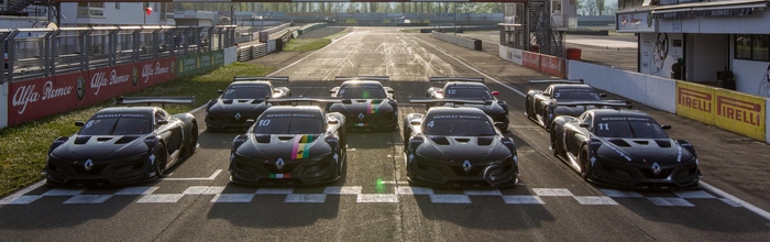 Le-Renault-Sport-Trophy-prend-forme