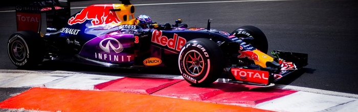 Des-Renault-officielles-contre-des-Red-Bull-Renault-en-2016