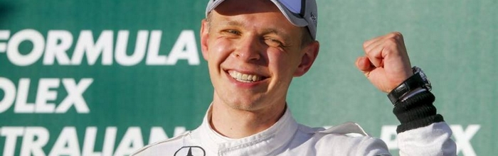 Kevin-Magnussen-et-Frederic-Vasseur-tres-proches-de-Renault