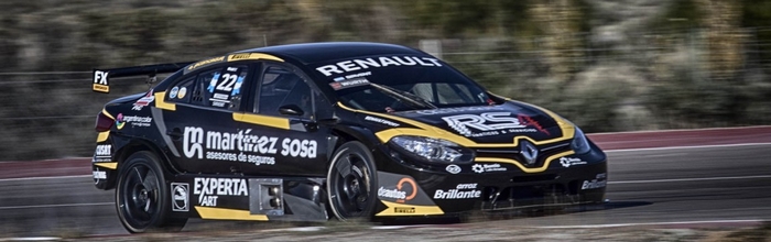 STC2000-Renault-lance-sa-saison-2016-par-une-victoire