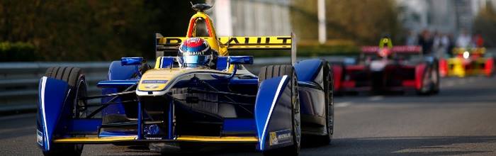 Paris-Course-Renault-se-rassure-et-signe-le-podium