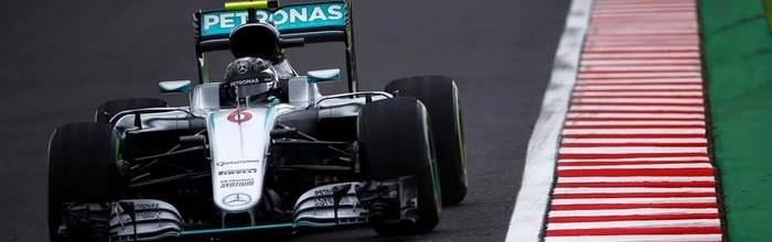 Suzuka-Course-Nico-Rosberg-taille-patron