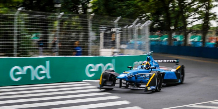 Oliver-Rowland-joker-de-luxe-pour-Renault-e-Dams