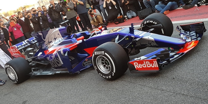 Toro-Rosso-revele-sa-STR12-et-change-tout