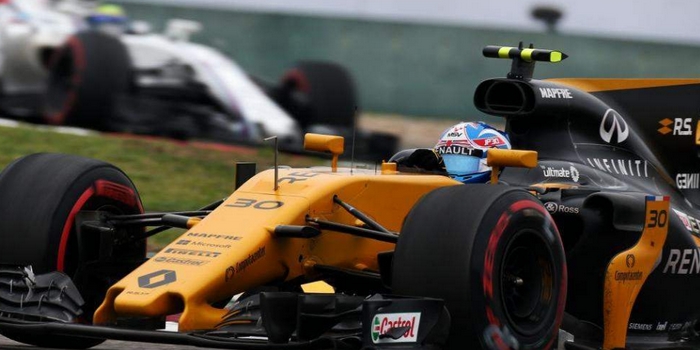 Un-dimanche-frustrant-pour-Renault-a-Shanghai