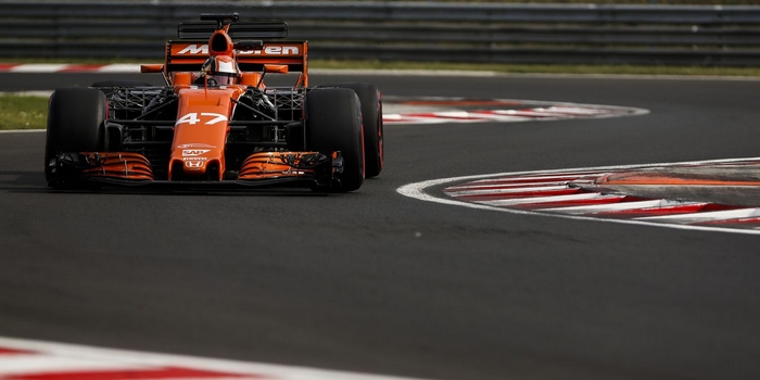 Avec-Renault-McLaren-vise-le-top-4-en-2018