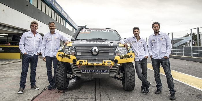 Renault-Duster-Dakar-Team-presente-son-nouveau-Duster