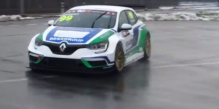 Nouvelle-Renault-Megane-IV-TCR-elle-roule