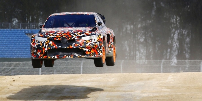 La-GCK-Renault-Megane-R-S-RX-en-termine-avec-ses-essais