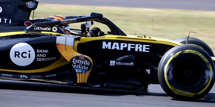 Un-vendredi-productif-pour-Renault-a-Silverstone