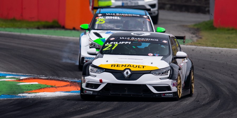 La-Renault-Megane-R-S-TCR-a-poursuivi-son-apprentissage-a-Hockenheim