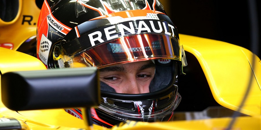 Esteban-Ocon-chez-Renault-des-decembre