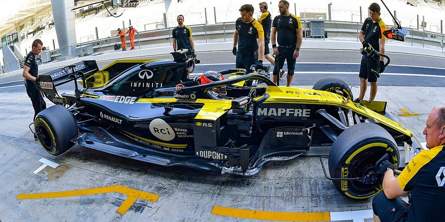 Abu-Dhabi-EPJ1-Esteban-Ocon-lance-son-aventure-avec-Renault