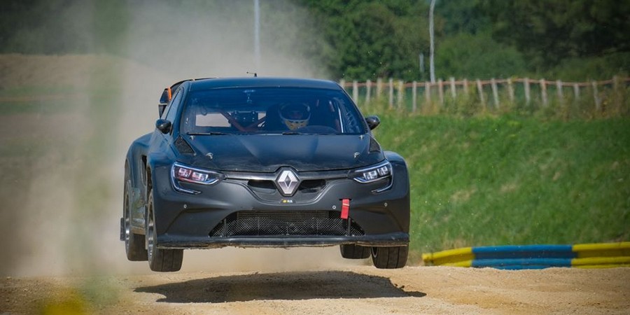 Le-programme-prive-World-RX-de-Renault-se-prepare-l-A110-Rally-homologuee