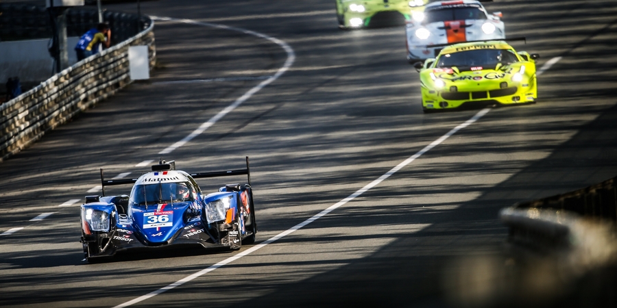 Alpine-Endurance-Team-avec-Andre-Negrao-et-une-A480-pour-2021