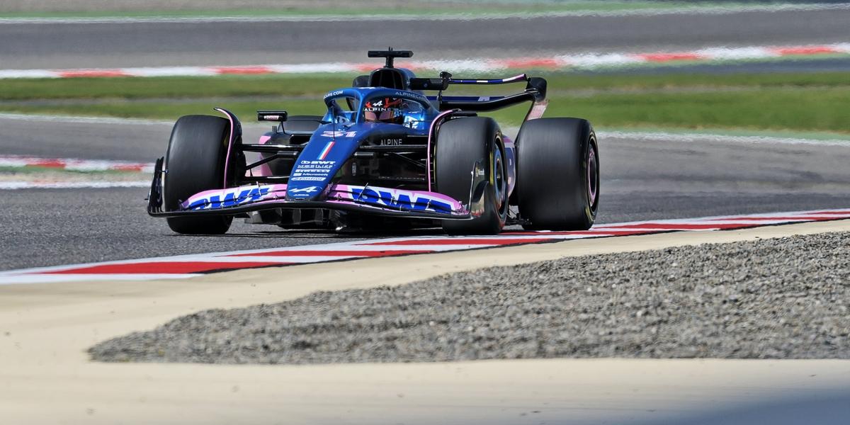 Red Bull suit la dernière tendance F1 avec un nouvel aileron arrière